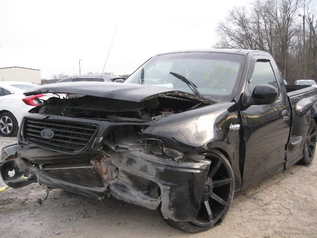 2002 FORD PU F150
