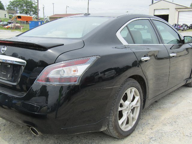 2012 NISSAN MAXIMA